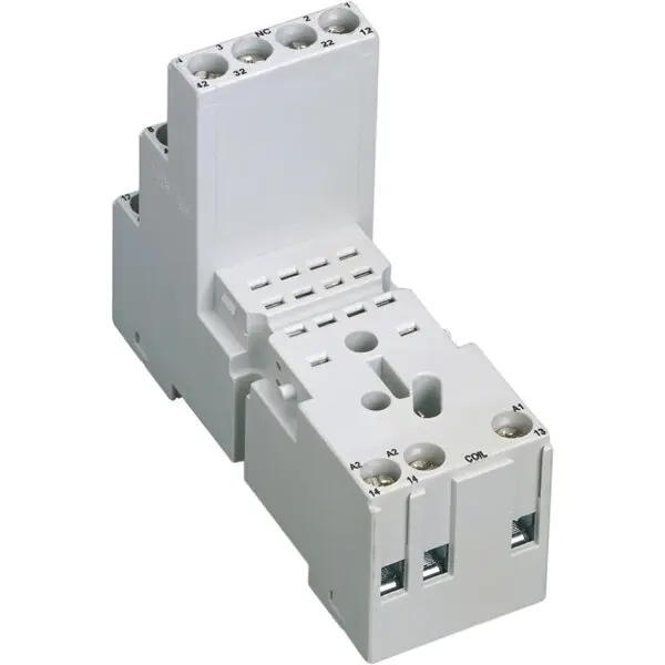 ABB CR-M4LS Logischer Sockel 1SVR405651R3100 Begrenztes Angebot